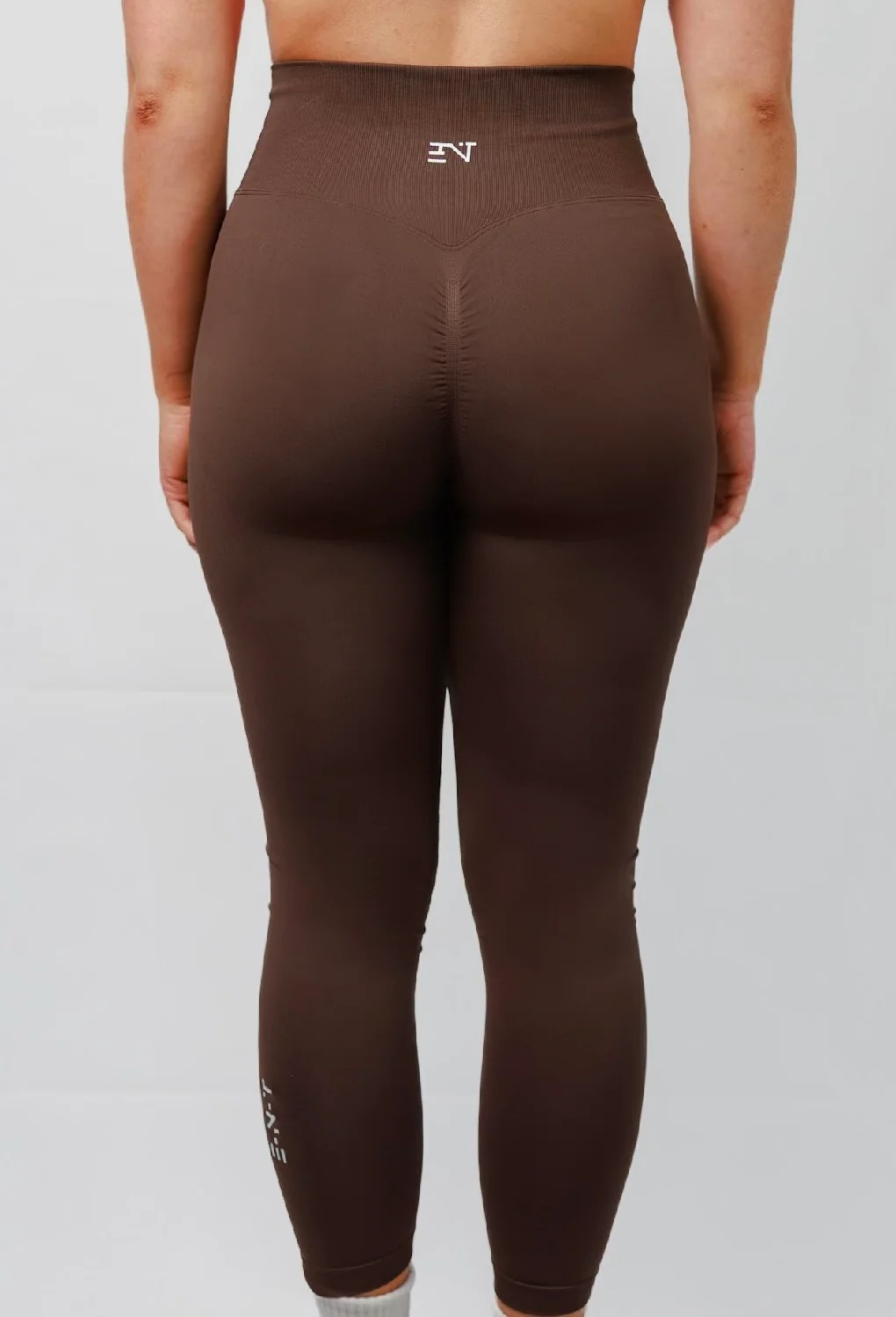 ESPRESSO SEAMLESS SCRUNCH LEGGINGS - Image 3