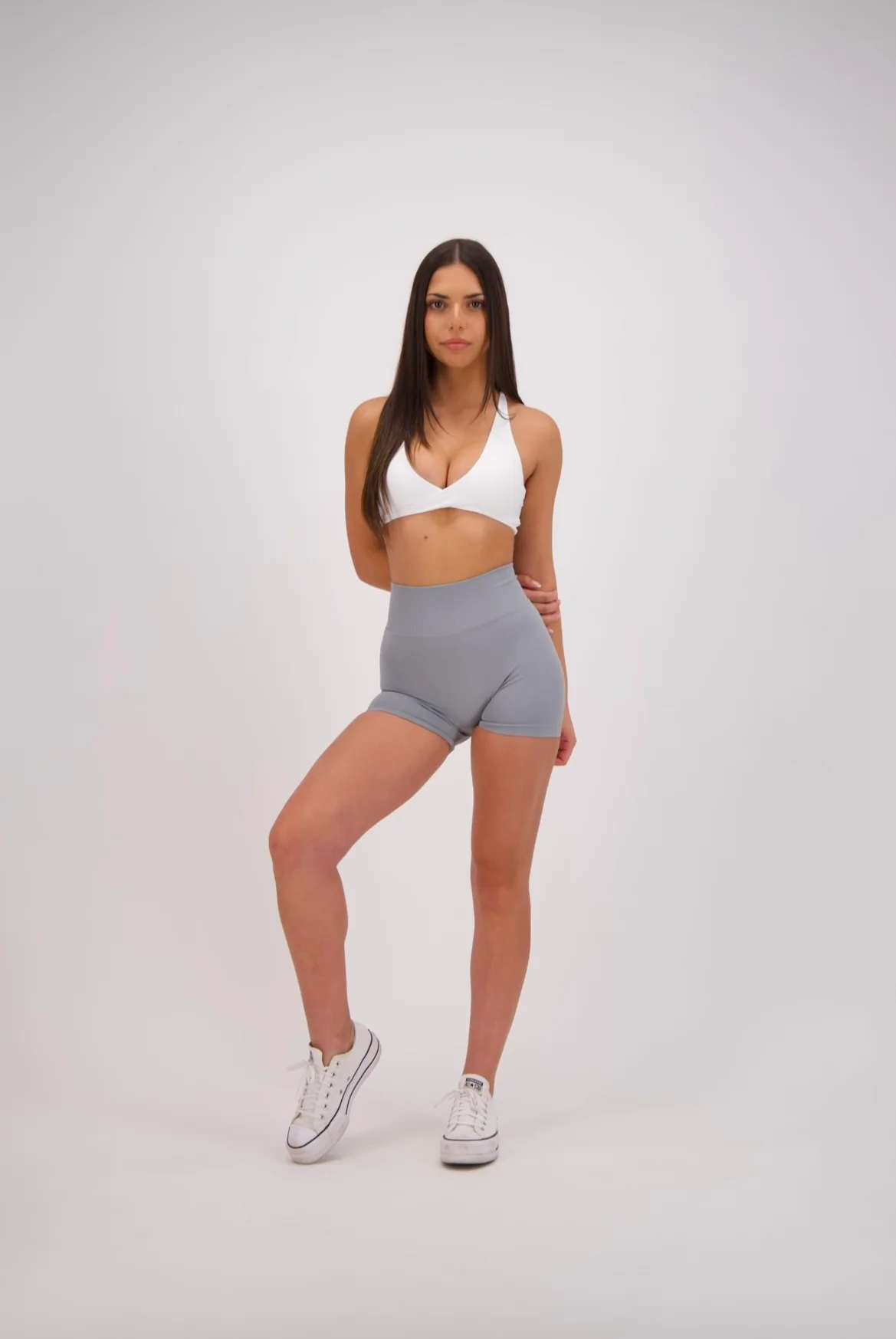 SLATE SEAMLESS SCRUNCH SHORTS - Image 4